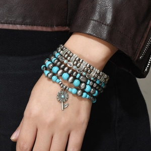 Lot de 5 bracelets bohèmes avec perles turquoise et argent et pendentif tournesol