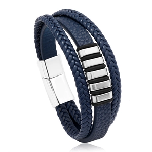 Bracelet homme en cuir tressé bleu marine avec anneaux en argent et fermoir magnétique