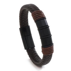 Men's retro braided leather bracelet with magnetic clasp in dark brown finish