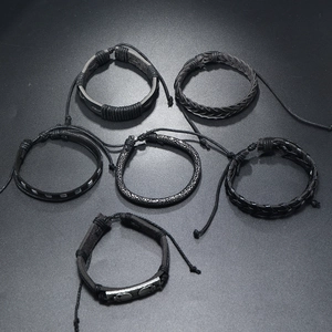 Lot de 6 bracelets en cuir noir pour hommes avec têtes de mort et design tressé réglable