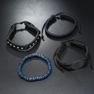 Bracelet homme cuir vintage lot de 4 pièces avec perles et rivets argentés punk
