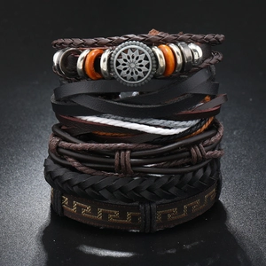 Men Vintage Leather Bracelet Handwoven Multilayer Punk Braid Rope Alloy Compass Charm Wristband Retro Ethnic Style Jewelry Gift