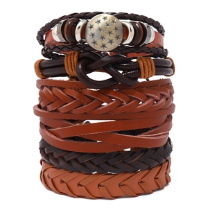 6er-Set Vintage Lederarmbänder mehrlagig geflochten mit Metallsternen für Herren