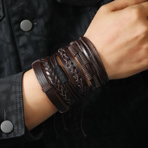 Set di 12 bracciali vintage da uomo in pelle intrecciata multistrato in nero e marrone