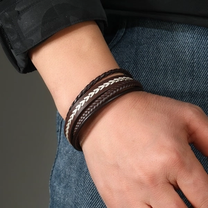 Men's multi-layer dark brown leather bracelet with wheat pattern and braided layers