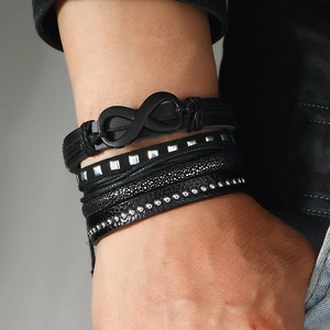 4-teiliges schwarzes Lederarmband-Set für Herren mit Infinity-Symbol und Nieten