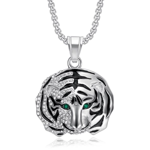 Collier pendentif tête de tigre hip-hop argenté avec yeux verts et cristaux blancs