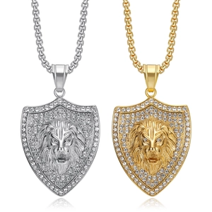 Collier avec Pendentif Bouclier Tête de Lion en Acier Inoxydable Hip Hop pour Hommes Bijoux de Mode avec Strass Cadeau