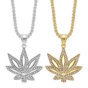 Collier Pendentif Feuille d'Érable en Acier Inoxydable Hip Hop Incrusté de Strass Bijoux Rue Or Argent