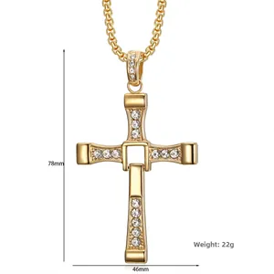 Spécifications de taille du pendentif croix dorée avec dimensions et poids détaillés