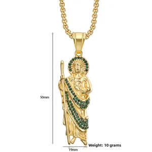 Détails du pendentif Saint Jude avec pierres vertes et dimensions 50mm x 19mm