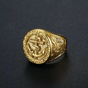 Anello da uomo placcato in oro in acciaio inossidabile con ancora marina e aquila