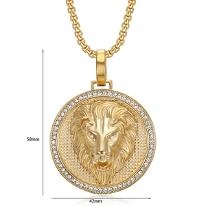 Détail du pendentif tête de lion doré avec cercle en zircon et dimensions 58mm x 42mm