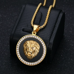 Hip hop gold lion head pendant necklace with zircon border and black background