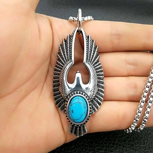 Retro 316L stainless steel eagle pendant necklace with blue turquoise stone and bead chain