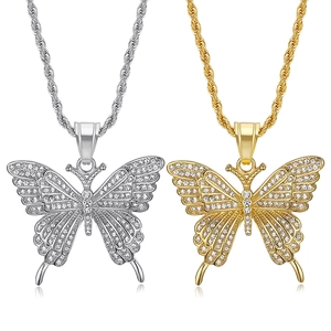 Collier Pendentif Papillon en Acier Inoxydable Hiphop Avec Pendentif Papillon en Strass pour Homme Femme Bijoux de Fête