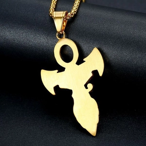 Pendaglio croce Ankh placcato oro con occhio di Horus e aquila su catena a maglia