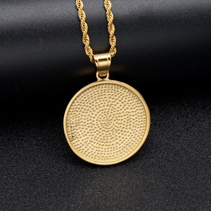 Collier hip hop doré avec pendentif lion rond, chiffres romains et chaîne torsadée