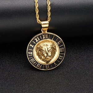 Collier lion hip hop en or avec pendentif pièce chiffres romains et chaîne torsadée