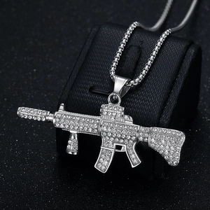 Pendentif fusil AK47 style hip hop avec strass et chaîne maille vénitienne