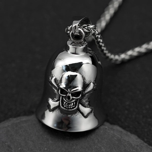 Vintage Wikinger Punk Totenkopf Glockenanhänger an robuster Stahlkette in Silber