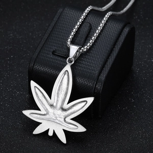 Hip hop silver leaf pendant necklace on box chain for street fashion style