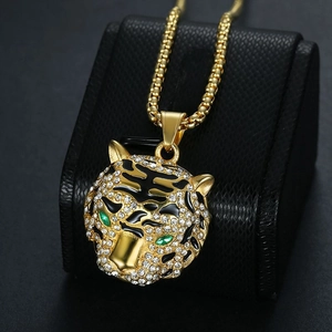 Collier pendentif tête de tigre hip hop plaqué or avec strass étincelants