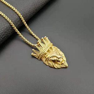 Iced out gold crown lion head pendant necklace with round box chain in hip hop style