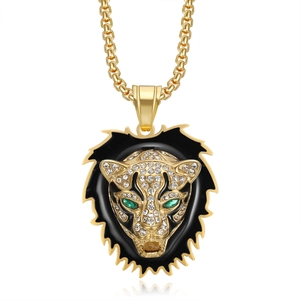Pendentif léopard hip-hop plaqué or avec strass micro-pavés et yeux en gemme verte