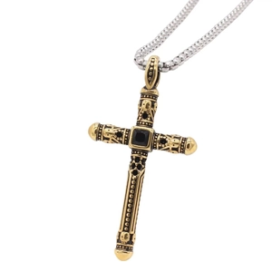 Collier croix gothique vintage avec pendentif doré, gemme noire et chaîne argentée