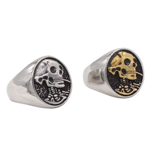 Retro punk skull rings in silver and black-gold finish for a vintage gothic style