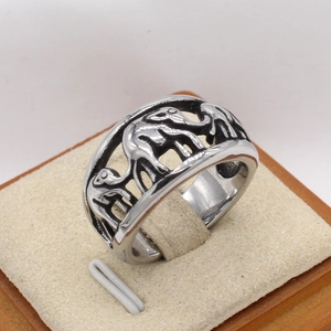 Vintage stainless steel elephant ring with hollow silhouette and polished silver finish