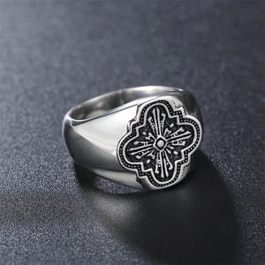 Vintage cross star engraved silver signet ring in stainless steel for men and women