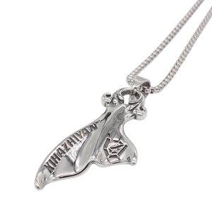 Collana con ciondolo coda di balena retrò in acciaio inossidabile con intaglio geometrico