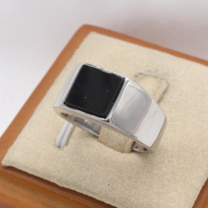Minimalist square black stone ring for men made of silver-colored stainless steel