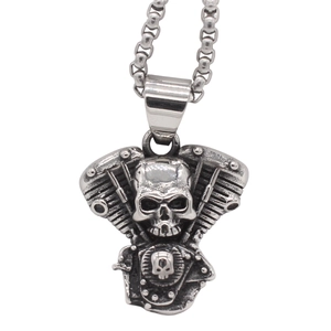 Ciondolo da Uomo Retro in Acciaio Inossidabile 316 con Teschio e Motore V-Twin Stile Meccanico Moto Gothic Rock Solo Ciondolo