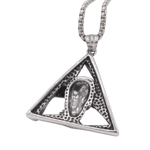 Vintage silver skull triangle pendant necklace in stainless steel with punk style chain