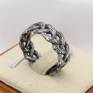 Retro Viking Celtic woven ring for men in oxidized stainless steel, front view detail