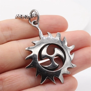 Retro stainless steel sun pendant necklace with Tomoe symbol for men in vintage silver