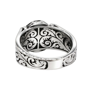 Retro Edelstahlring mit aufwendigen gotischen Blumengravuren in Silber-Finish