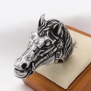 Vintage Horse Head Titanium Steel Ring For Men Punk Gothic Distressed Biker Ring Personality Jewelry Animal Sculptural Ring