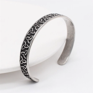 Retro Viking Celtic knot cuff bracelet in stainless steel with antique silver finish
