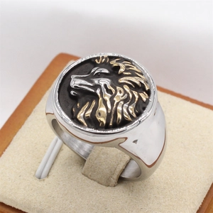 Retro lion head men's ring in stainless steel with dual-tone gold and silver carving