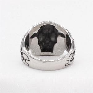 Vintage punk silver skull ring for men in stainless steel with hollow flame pattern details