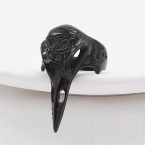 Retro Viking crow skull ring in black stainless steel with Celtic knot engravings