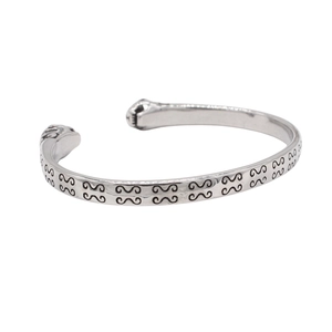 Retro stainless steel open bangle for men with ornate tiger head and cloud engraving