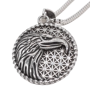 Retro Stainless Steel Eagle Head Round Pendant For Men Antique Silver Nordic Punk Style Animal Relief Charm Jewelry Gift