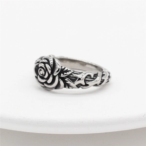 Vintage silver stainless steel rose ring featuring realistic flower and vine textures