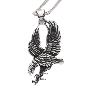 Ciondolo Aquila in Acciaio al Titanio Vintage Solo Retrò Gioielli da Uomo Ciondolo Aquila Senza Catena Punk Hip Hop
