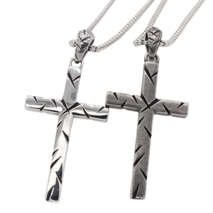 Men's retro titanium steel cross pendant necklace with polished and matte finish